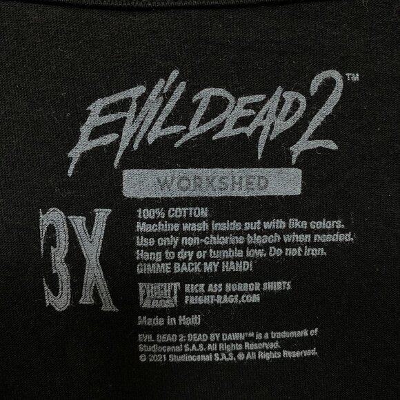 The Evil Dead 2 Dead by Dawn Movie Poster T-Shirt 3X - Picture 4 of 4
